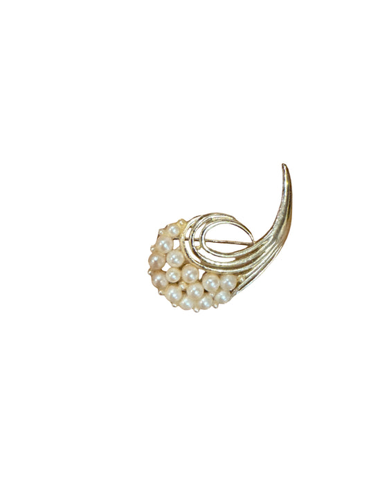 #021  Pearl Rocket  Brooch