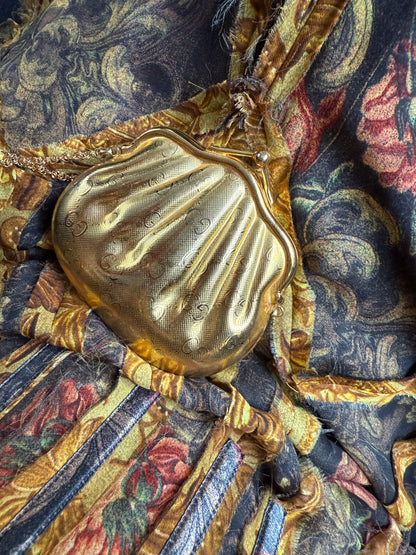 Gucci Mini Shell Bag